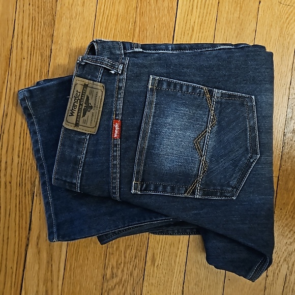 Wrangler Relaxed Boot Flex Jeans - Picture 1 of 12